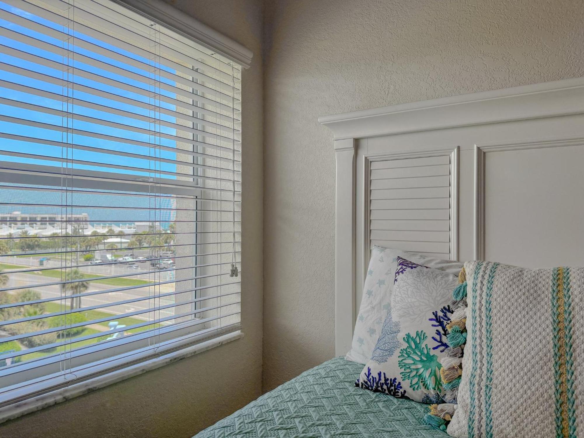 Large Corner Unit At Ocean Walk With Sneak Peak Of The Ocean ~ Ow20-501 Lejlighed New Smyrna Beach Eksteriør billede